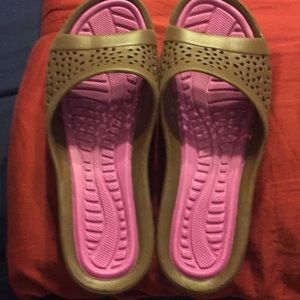 Slip on casual shoes.  Attractive.  Durable.